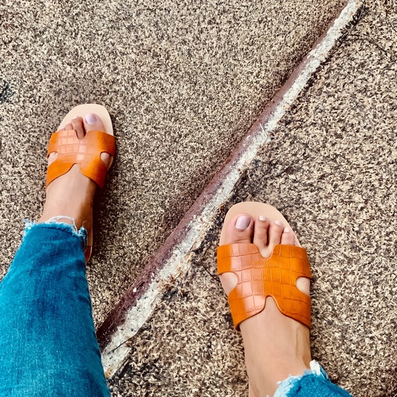 🆕️ Arrivals "Chicago/Tan" - Picture 2 of 5